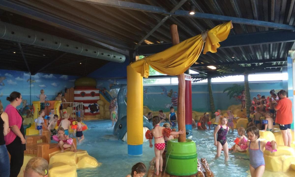 Chalet Kajuit 418 Op 5 Sterren Camping Bergumermeer Hotel Suameer Екстериор снимка